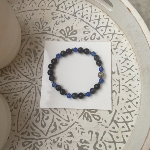 Labradorite beaded bracelet for men - Picture 2 of 8